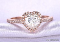 为什么钻戒都是18k金会褪色,婚戒为什么是银色的