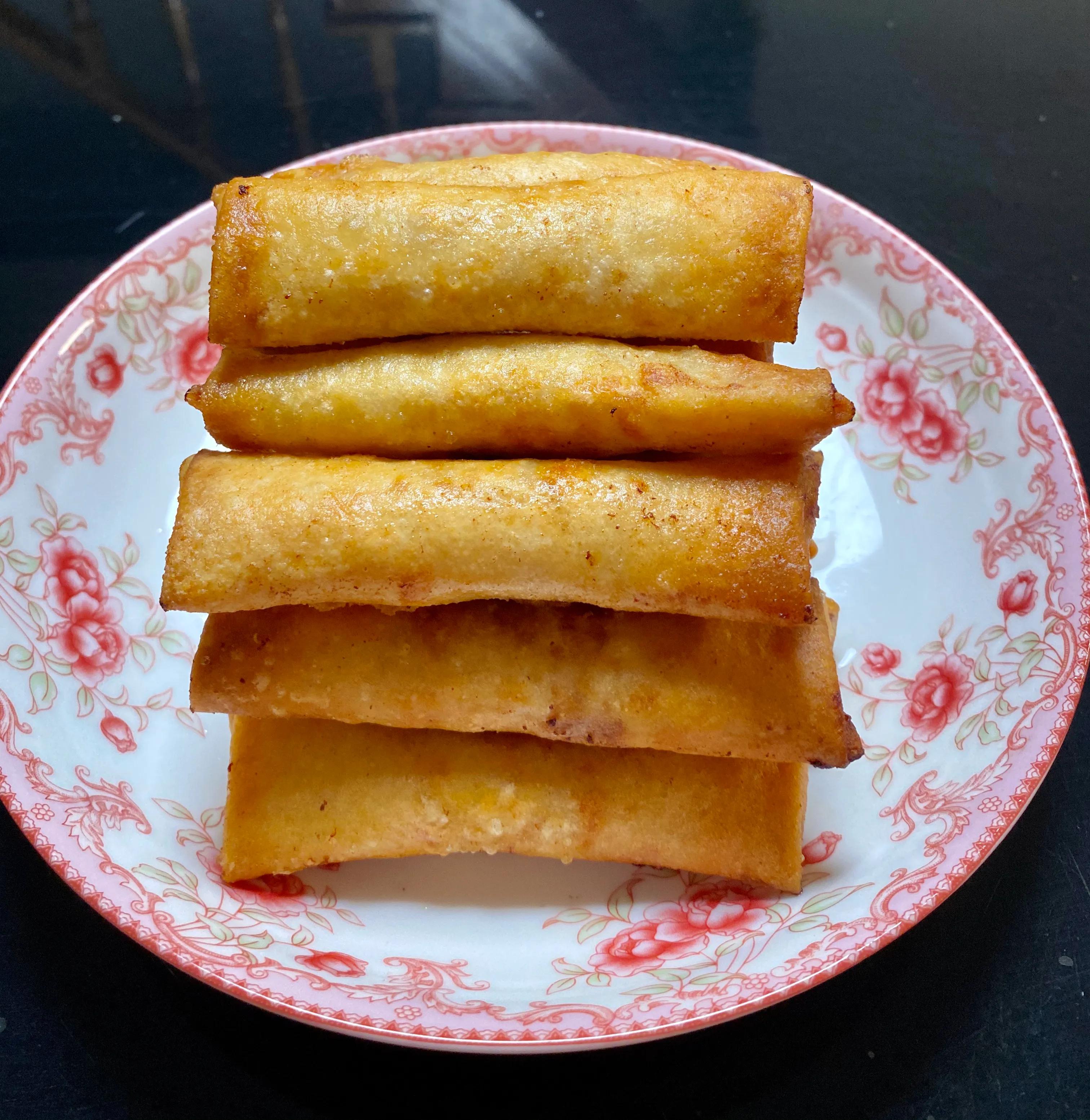 春卷皮怎么煎才酥脆,春卷这样做孩子能吃三碗饭