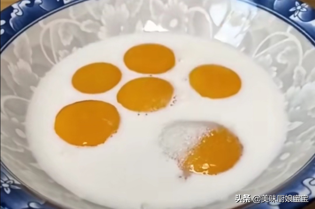 蒸蛋糕的家常做法无打蛋器,蒸蛋糕的简单做法不用打蛋