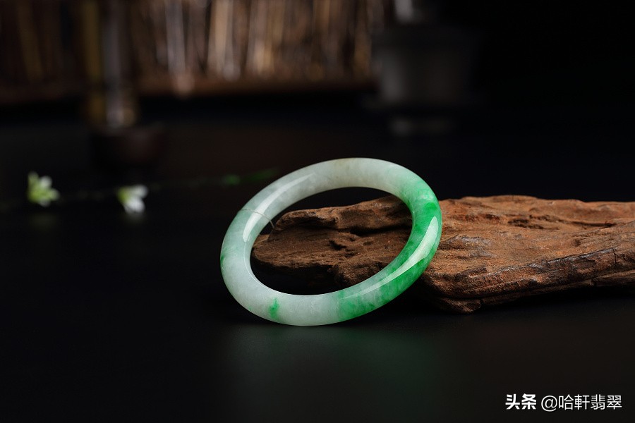 翡翠玉石变现容易吗,翡翠回收变现成功案例