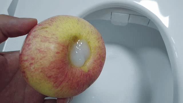 坐着小便溅到马桶边缘怎么回事,蹲马桶小便溅尿怎么办