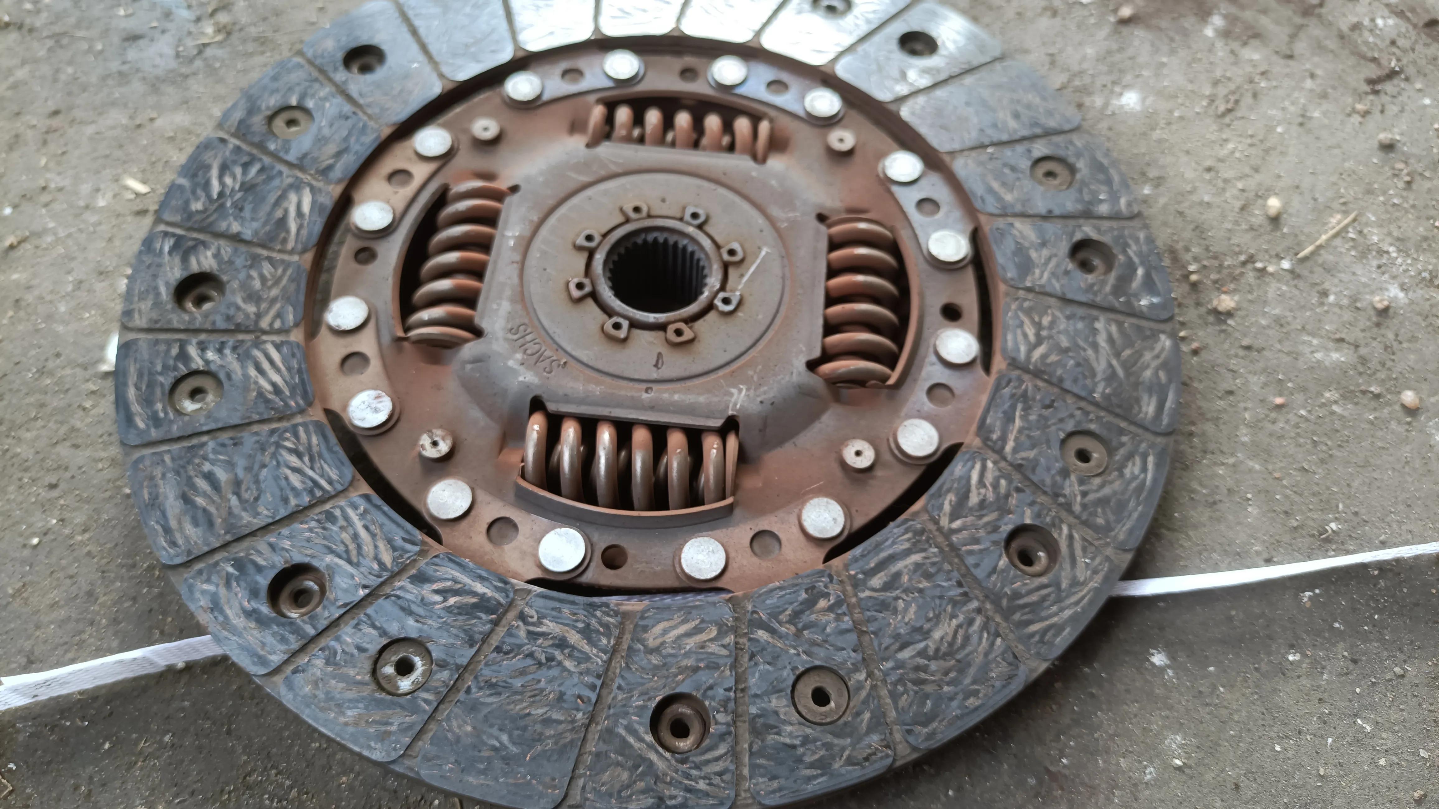 斯柯达昊锐1.4T离合器总成,斯柯达昊锐1.4t怎么更换变速箱油