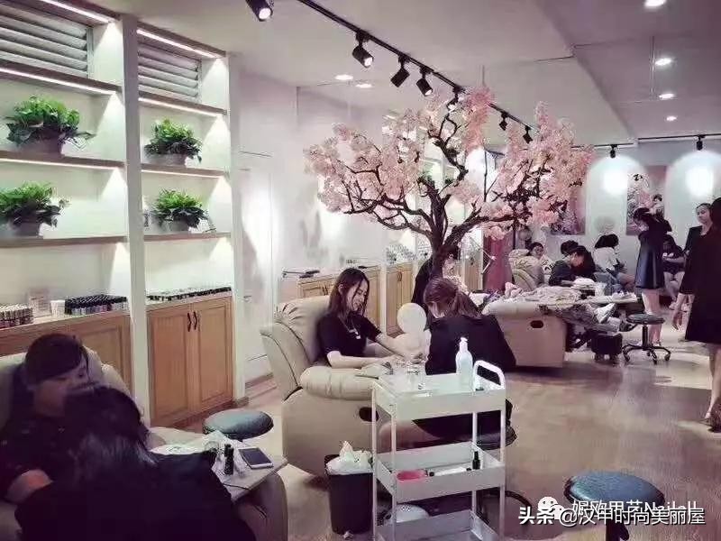 为什么不建议个人开美甲店？美甲新时代，加盟赢未来！