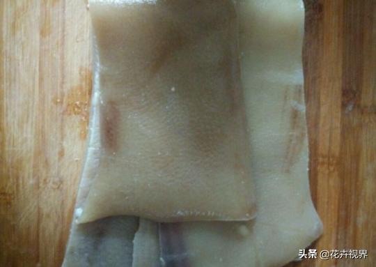 猪皮去毛根的最佳方法,猪皮原始去毛方法