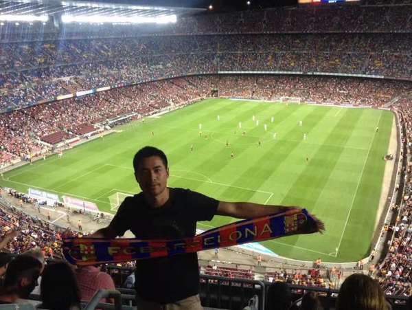 中国人来到西班牙,中国人加入巴萨