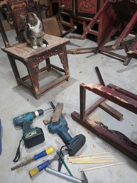 藤编椅子坏了怎么修复,自己修复真皮椅