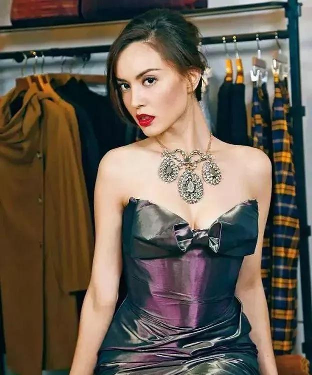 玉兰油女孩视频,玉兰油女孩是哪国的