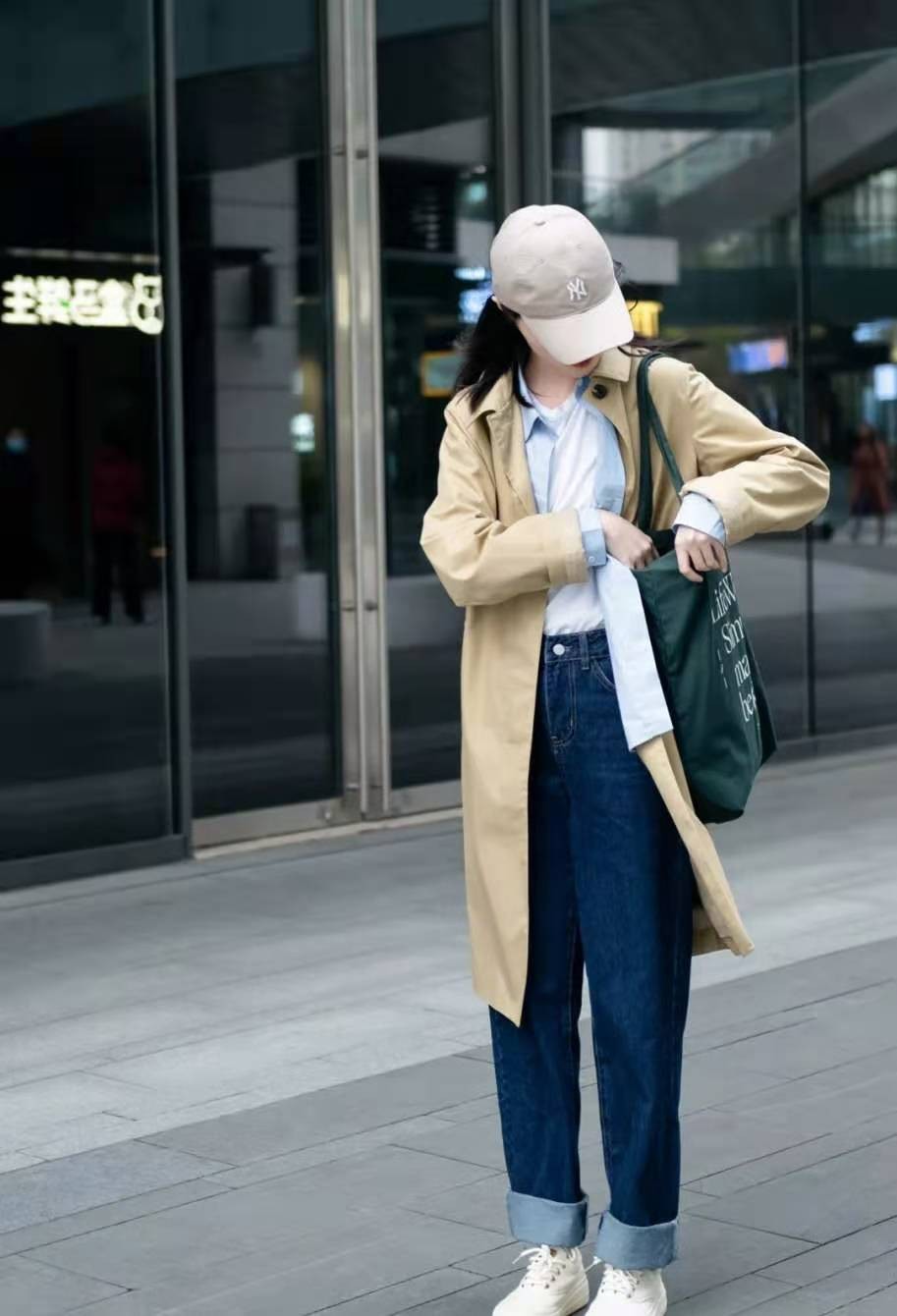 小个子怎么穿搭风衣显高显瘦,小个子如何挑选风衣