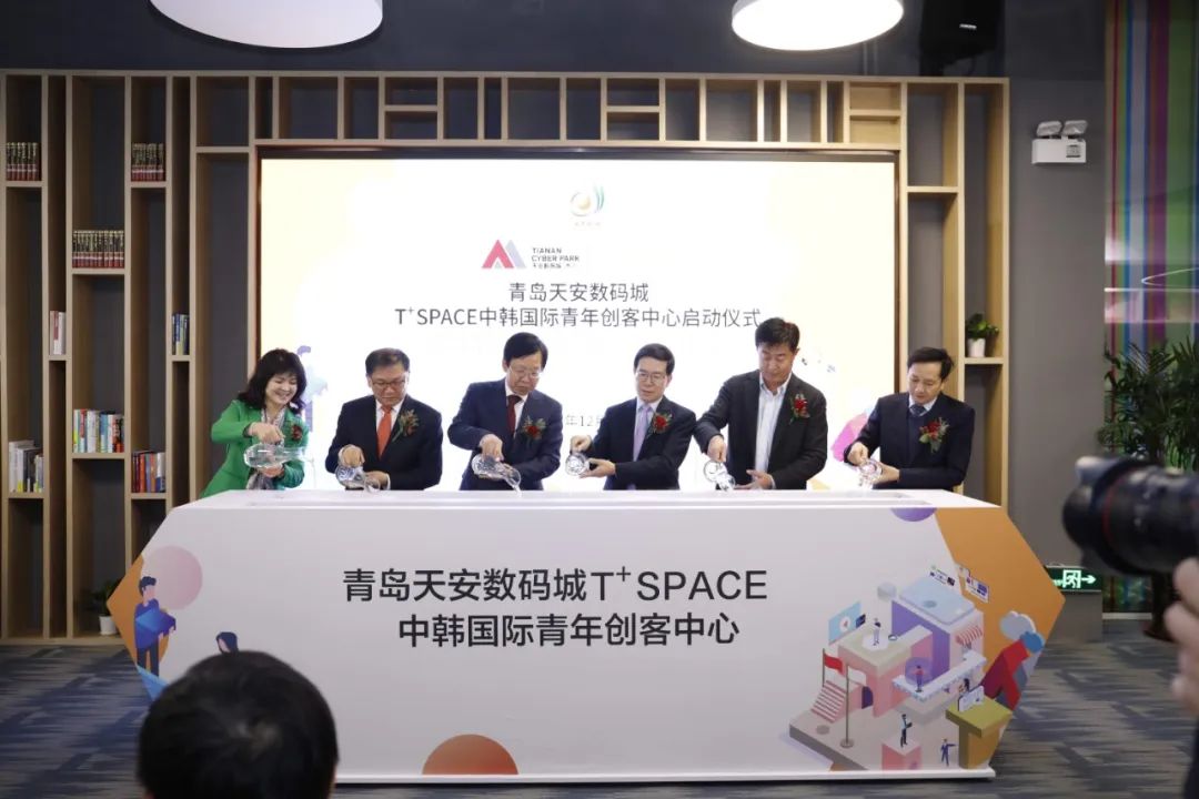 涓轰綍闈掑矝鎴愪负闊╁浗浜虹殑绉绘皯涔嬮兘,闊╁浗閫冮毦闈掑矝