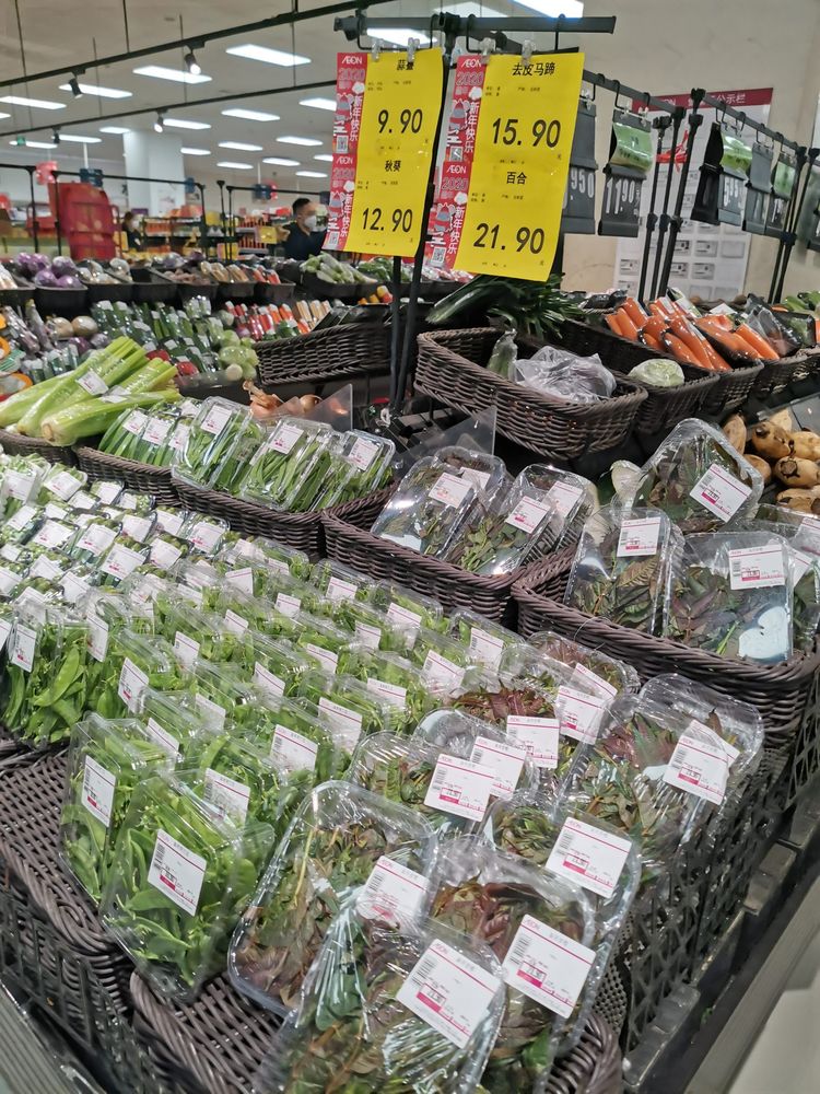 【赛达感动你我】西青开发区永旺超市供货稳定，让货架一直是满满的。