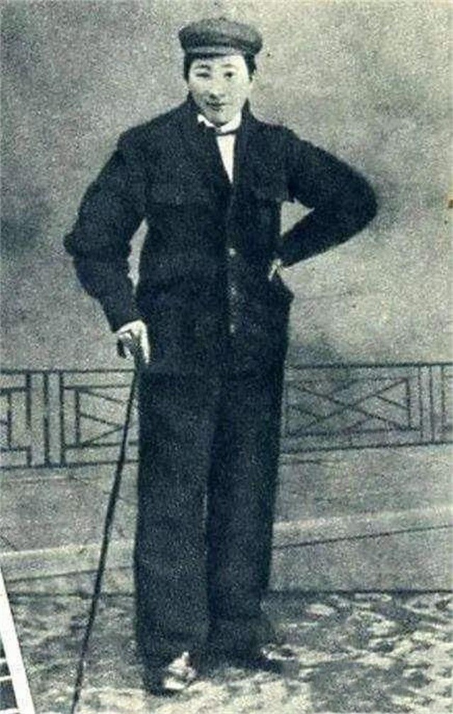 秋瑾：放弃做官太太，为封建女性发声倡导革命，死前曾遭丈夫家暴