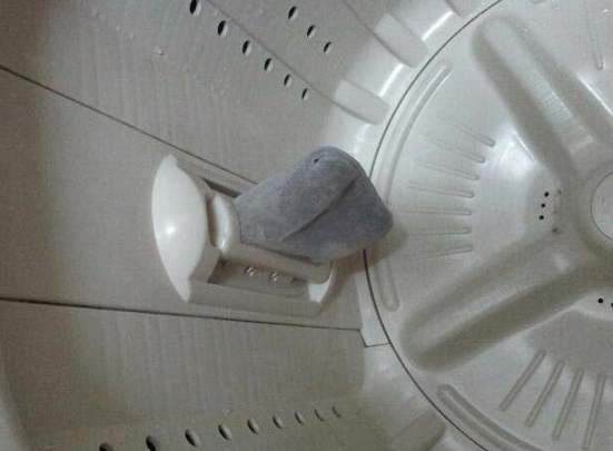 机洗的衣服有很多脏东西怎么办,很多毛毛的衣服机洗了会怎样