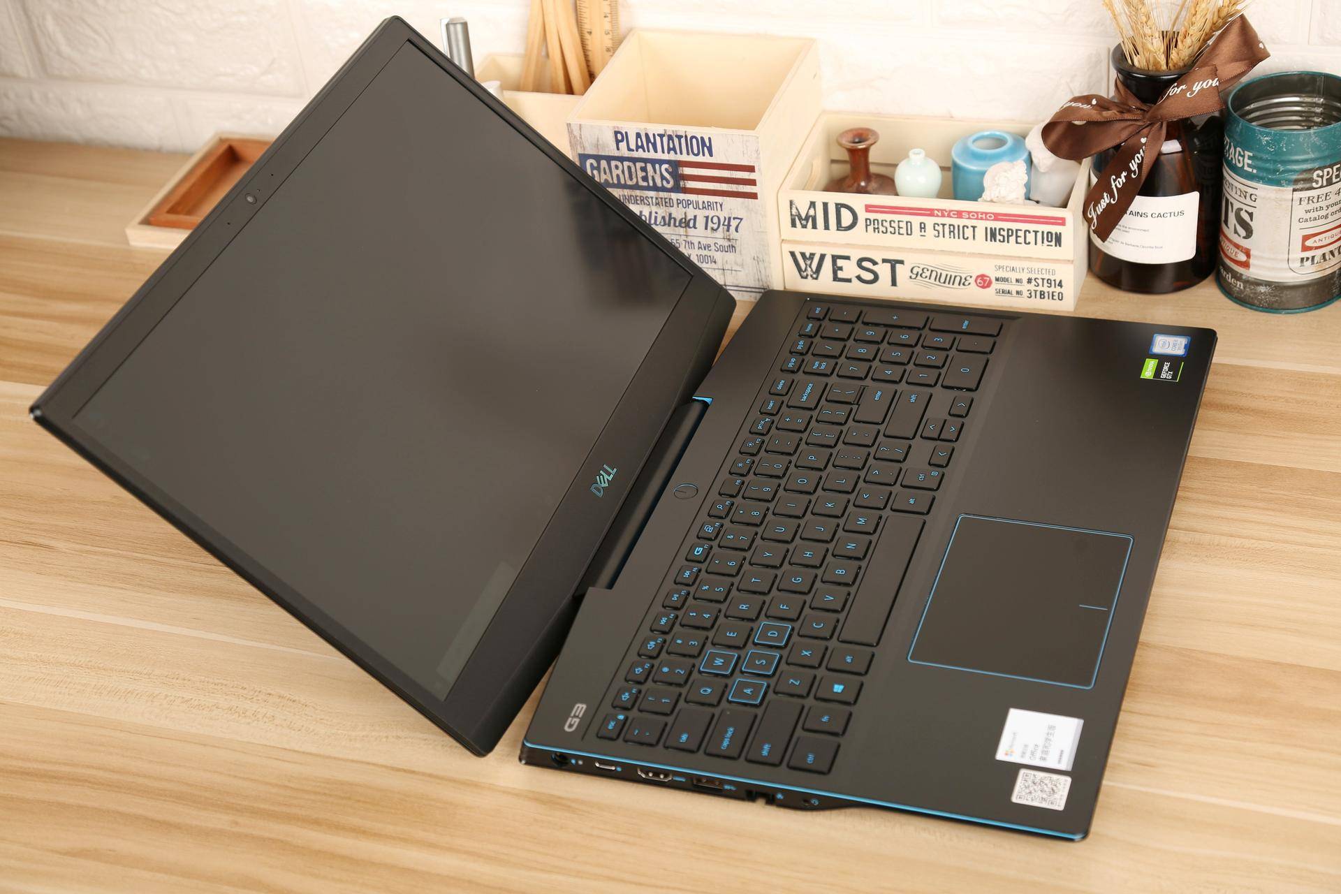 戴尔g33590外星人怎么使用,戴尔电脑做工