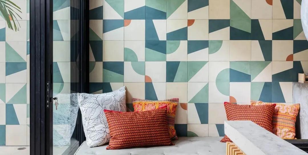 瓷砖通铺怎么搭配最好看,当下实用且流行的瓷砖搭配