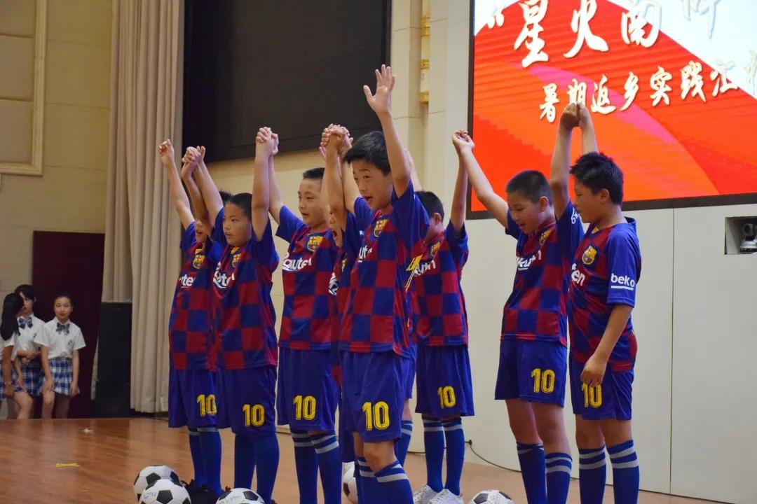 南体健美操的直播间,南体直播回放春晚