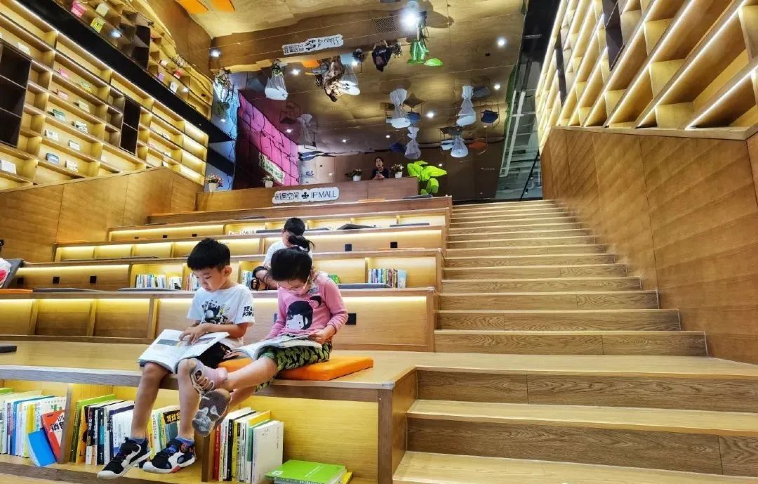 济南必去网红打卡地,济南网红打卡地经三纬三