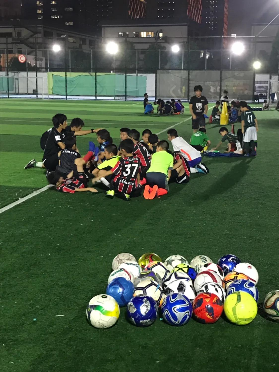 中外孩子足球对比,中日足球差距论文