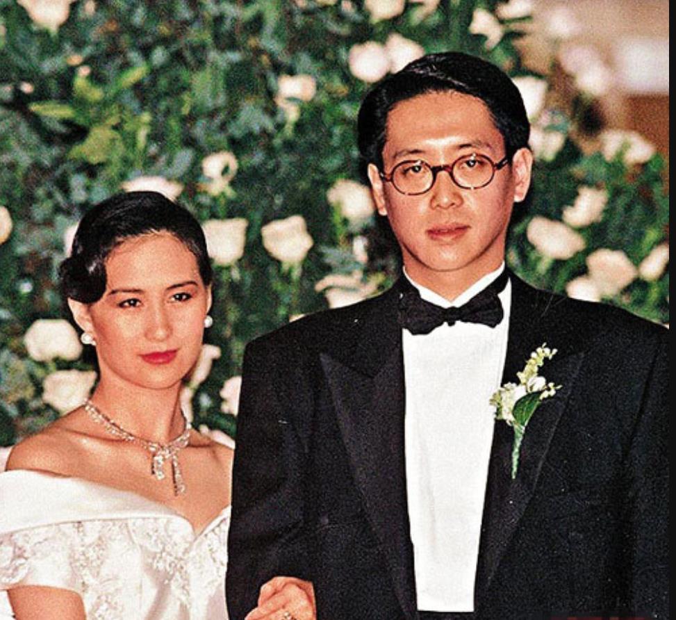 窦骁恋情怎么样了,窦骁最近的恋情照