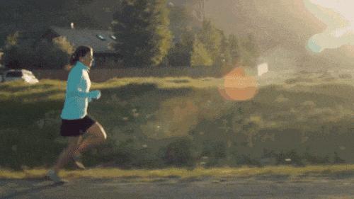 专家谈跑步的好处和坏处是什么,跳绳和跑步哪个会让小腿变粗