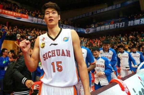 cba最创新教练杜锋,杜锋执教广东经历