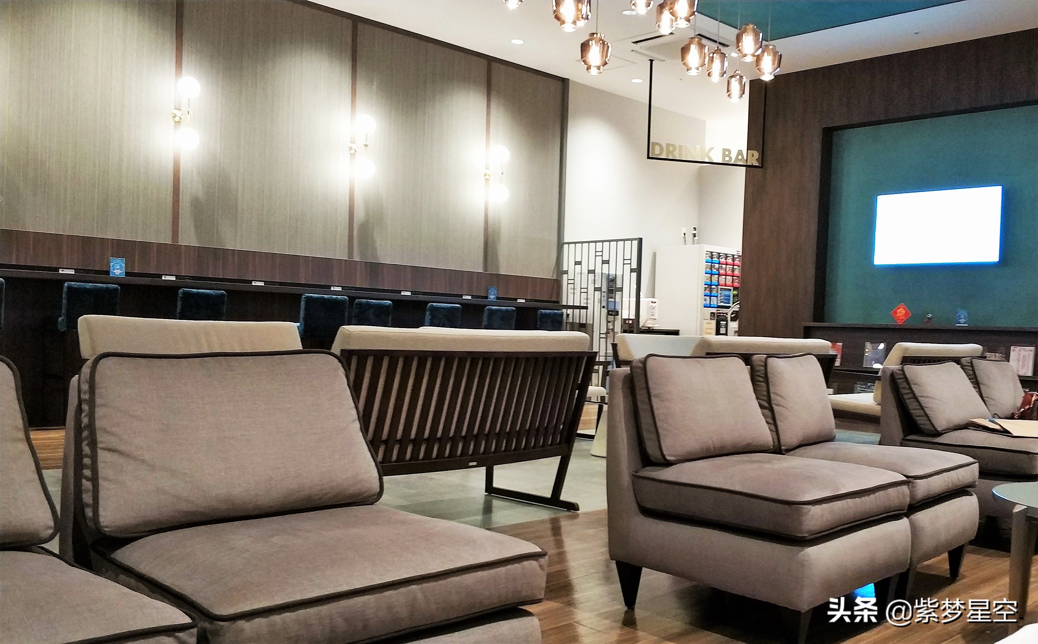 「秋游日本」雨中的关西奥特莱斯