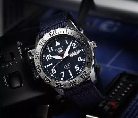 万元以内最佳潜水表,万元以下潜水腕表排名