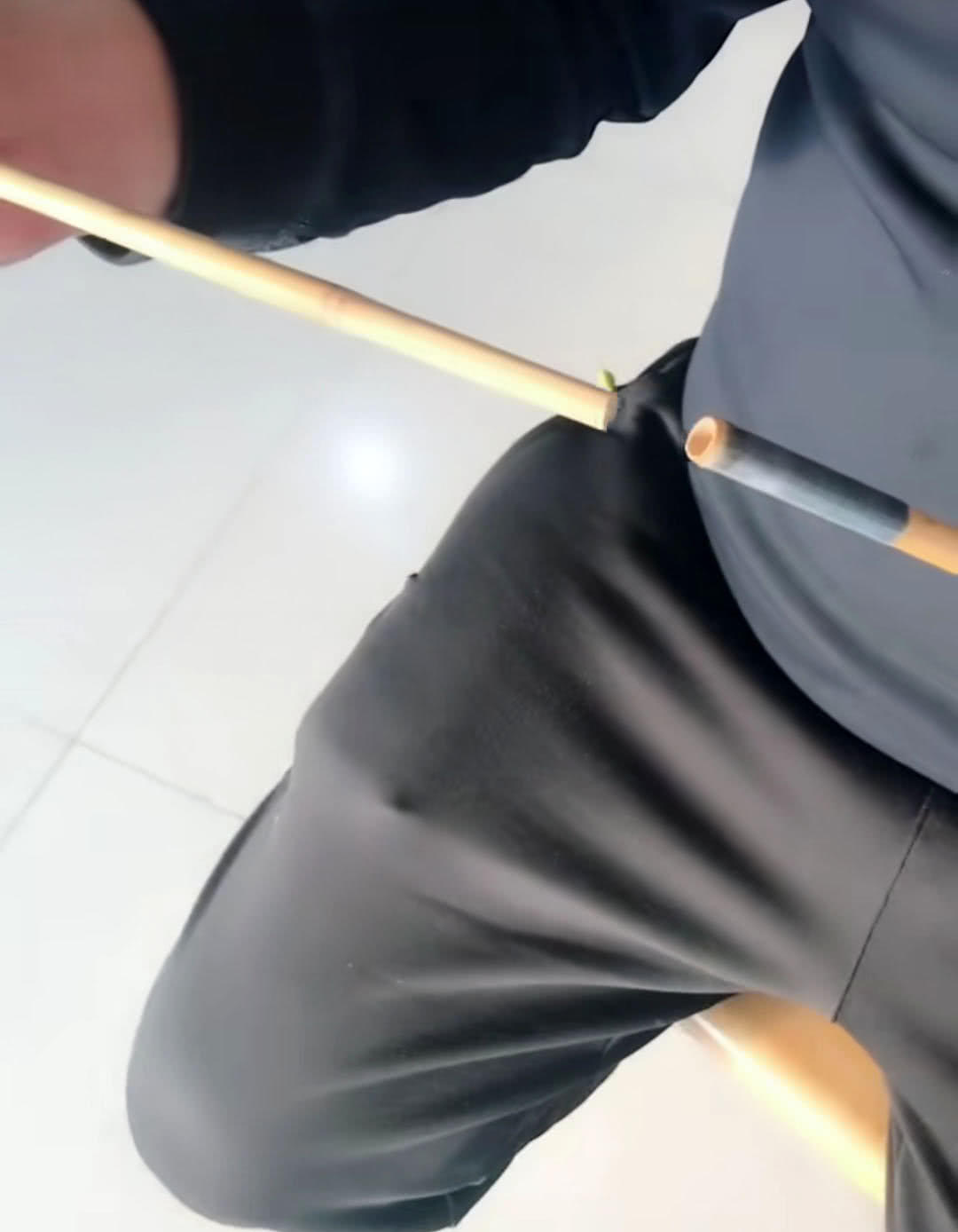 自己动手制作竹竿钓鱼,如何制作简易竹竿钓鱼