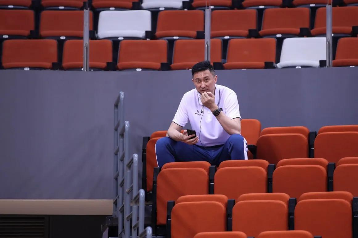 杜锋说周琦为国争光,杜锋激发斗志赢了