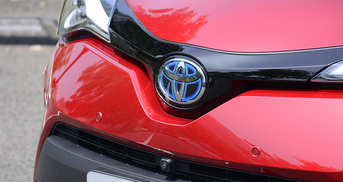 丰田c-hr双擎2021款双擎2.0le-cvt,丰田c-hr混动真实测评