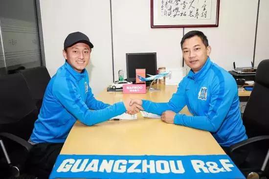 唐淼丁海峰,唐淼双胞胎兄弟