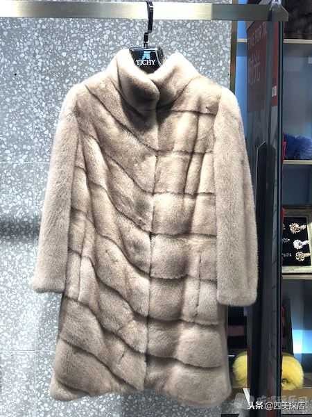 市中心这家百货商场周年庆如此壕！会员消费满额送品牌口红