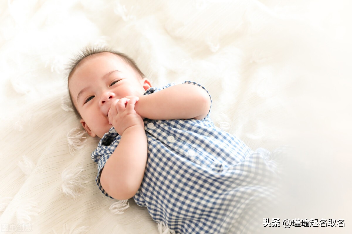 叠字宝宝小名大全,2022年好听的叠字小名