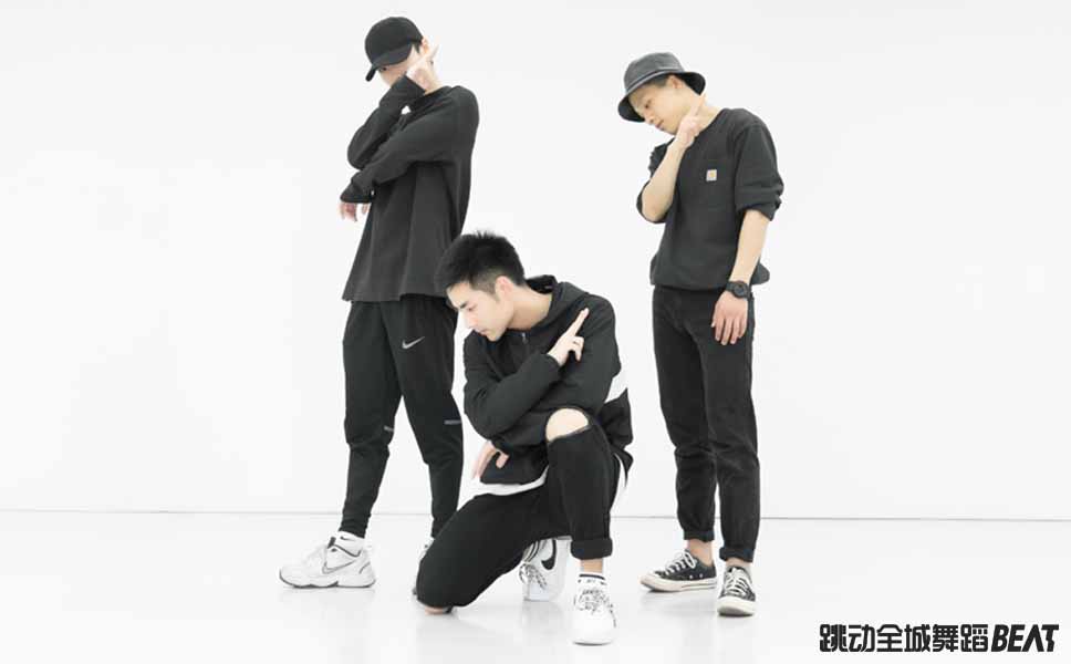 如何在家快速自学街舞,自学街舞入门零基础