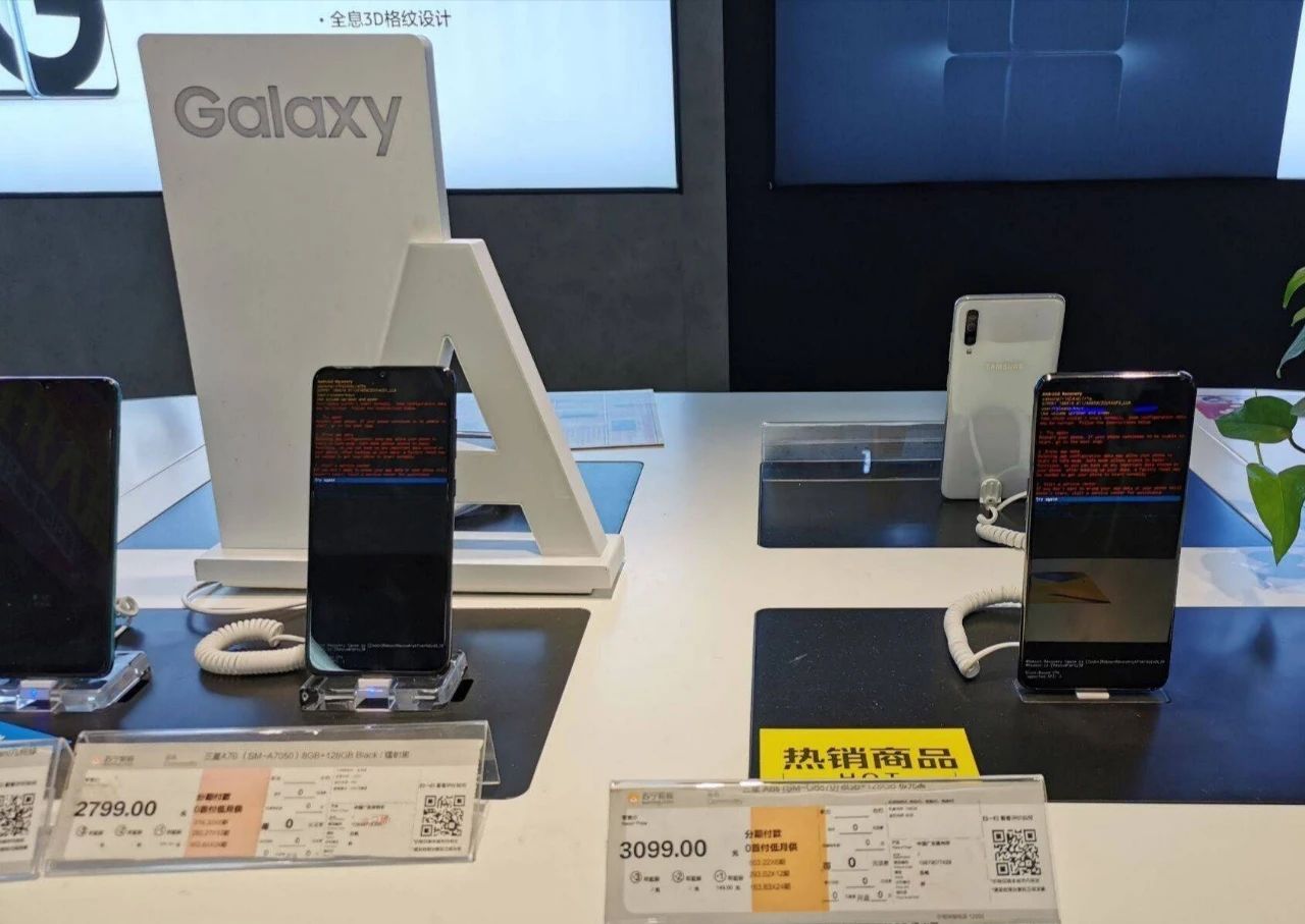 三星系统崩溃新闻,三星手机变砖头怎么办