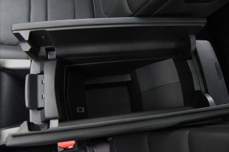 凡尔赛c5x和思域谁安全,凡尔赛c5x对比cx4百公里加速