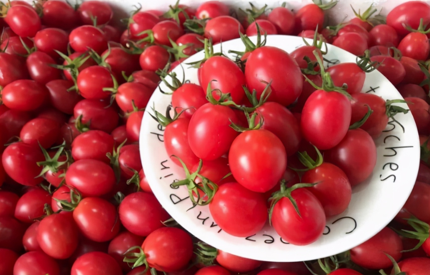 清明过后吃什么水果正当时,清明节前后应季水果的功效和作用