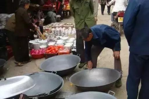 罗定农村人山人海,罗定人山人海