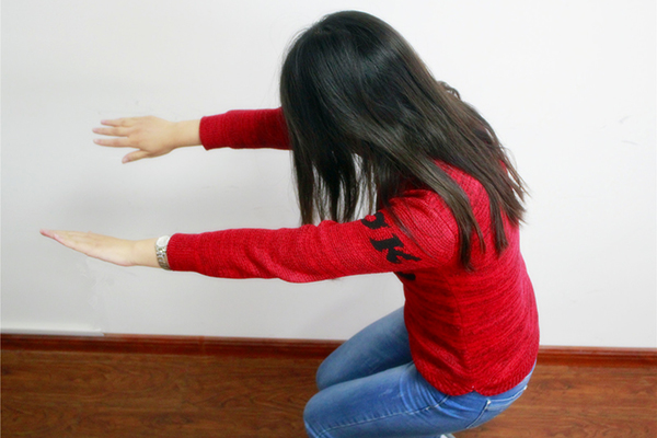 闪腰吃什么药效果好减轻痛苦,闪腰了恢复期会有酸痛吗