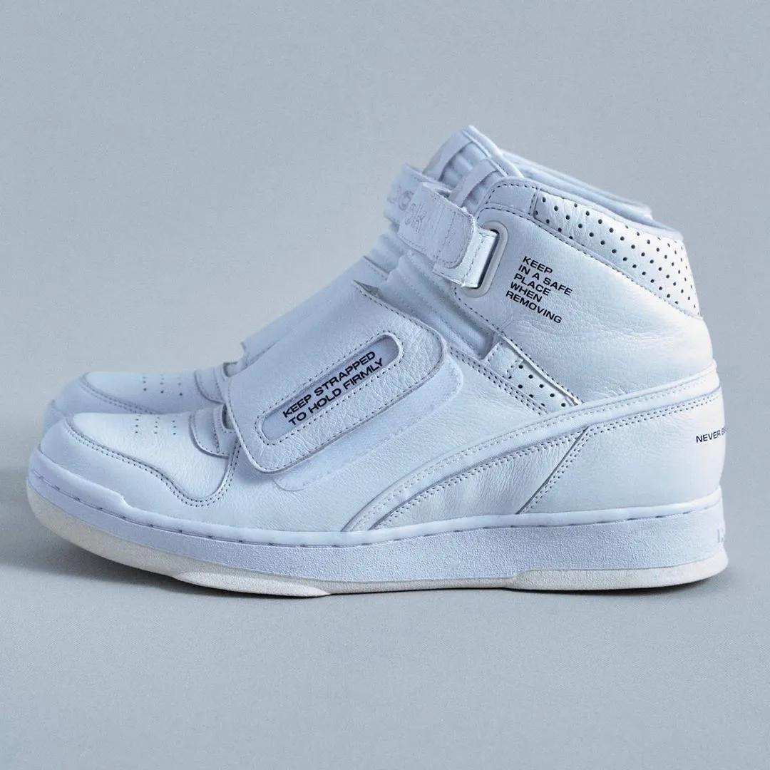 「每周联名X讯」一间潮流店铺是如何做到联名皆爆款？