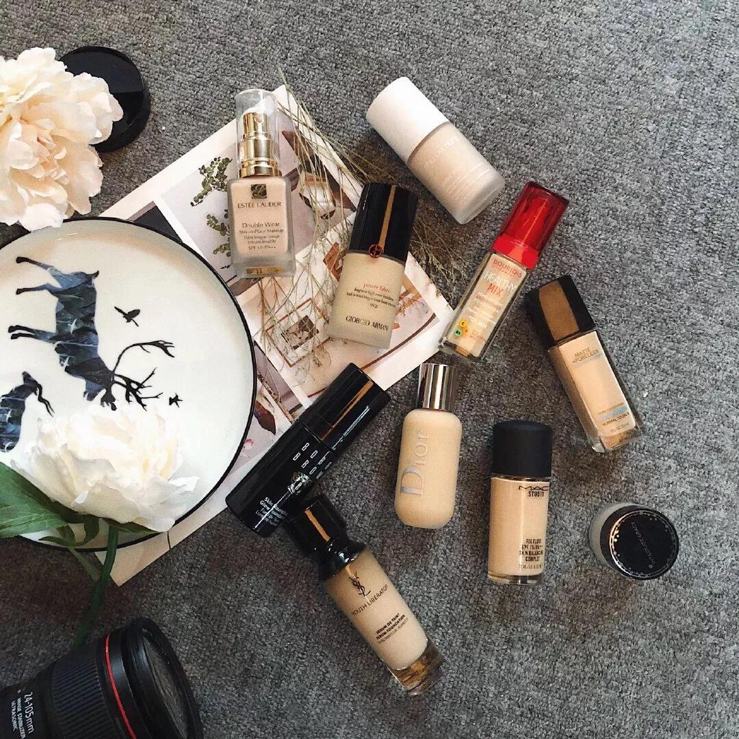 蕾哈娜美容方法,蕾哈娜磨皮瘦脸