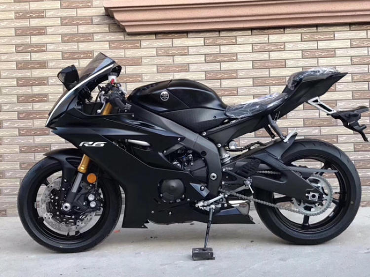 全球最快的600cc跑车，KYB减震+鲍鱼刹车，极速290km/h