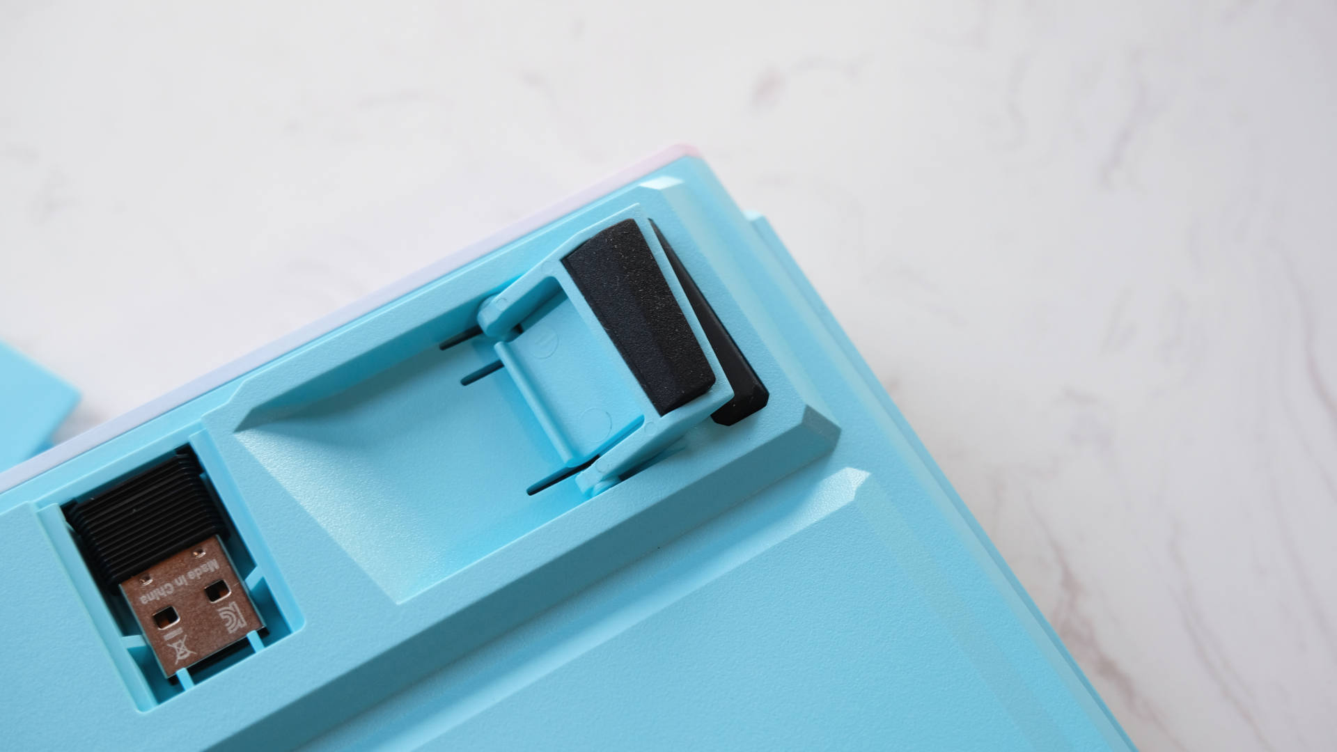 杜伽k310樱桃黑轴键盘测评,杜伽k310w无线银轴机械键盘