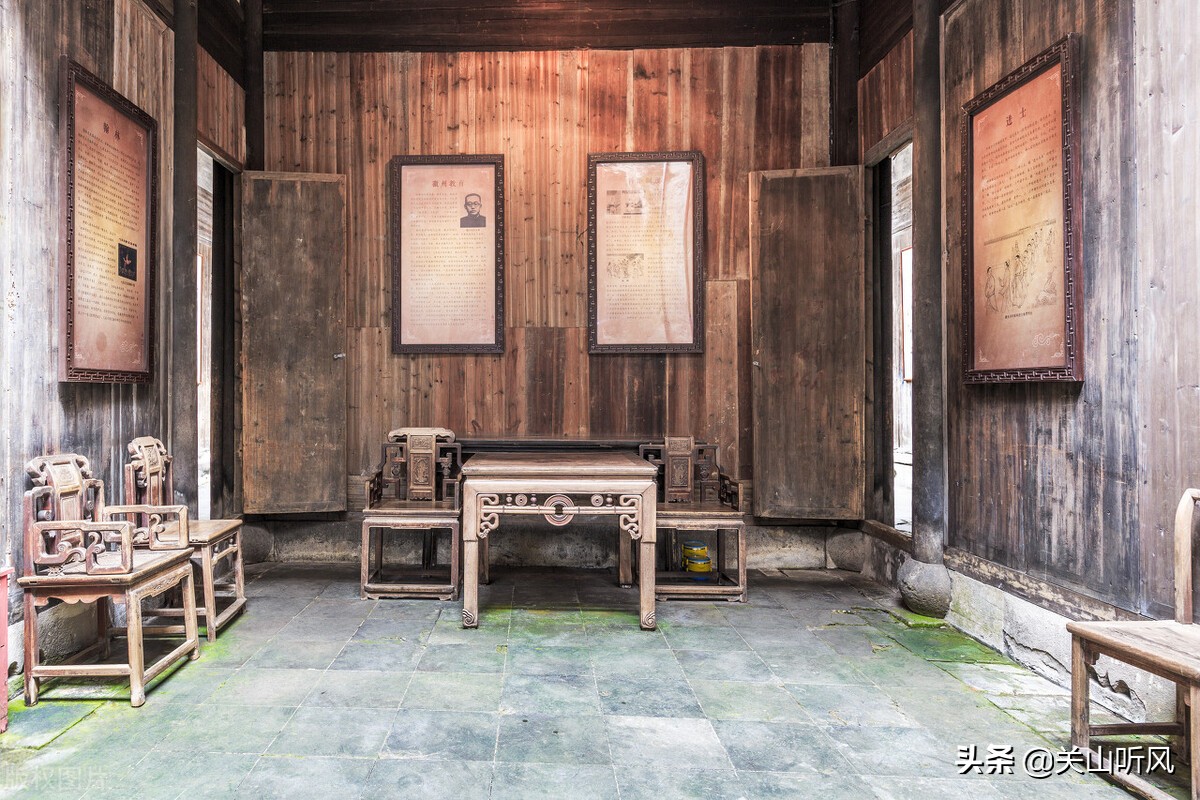 农村建房堂屋门不在中间好不好,门楼靠左别靠右堂屋靠前别靠后