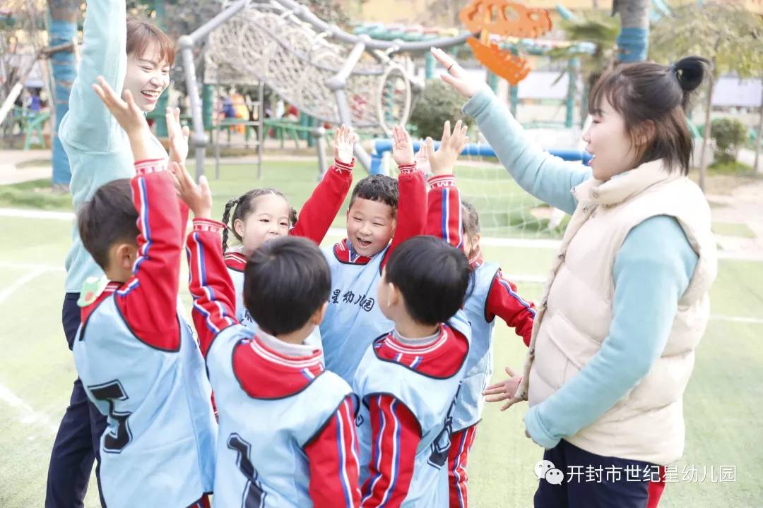 幼儿园足球运动,运动速度与激情