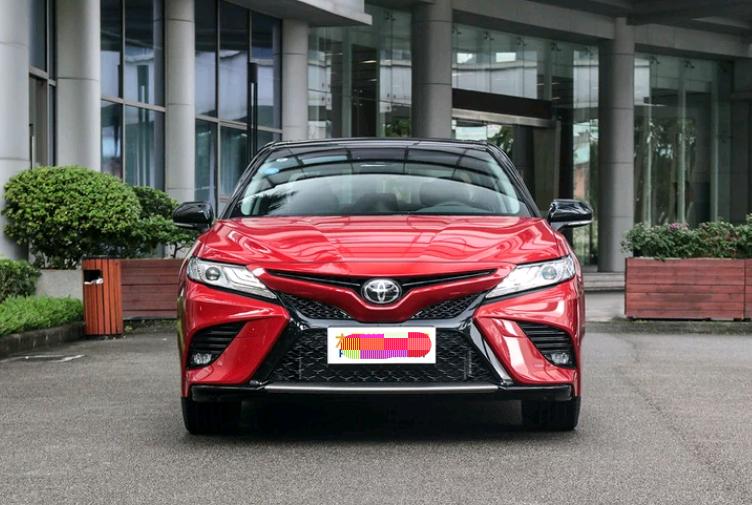 新凯美瑞顶配对比es200,25万丰田凯美瑞