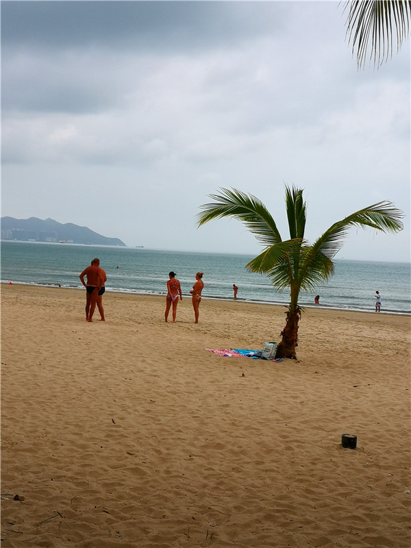 海南兰海美丽新海岸,海南8月风景