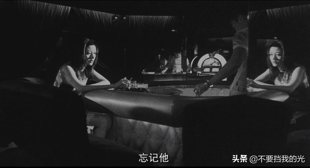 老片重温|《堕落天使》：因为人的感情是很难控制的。