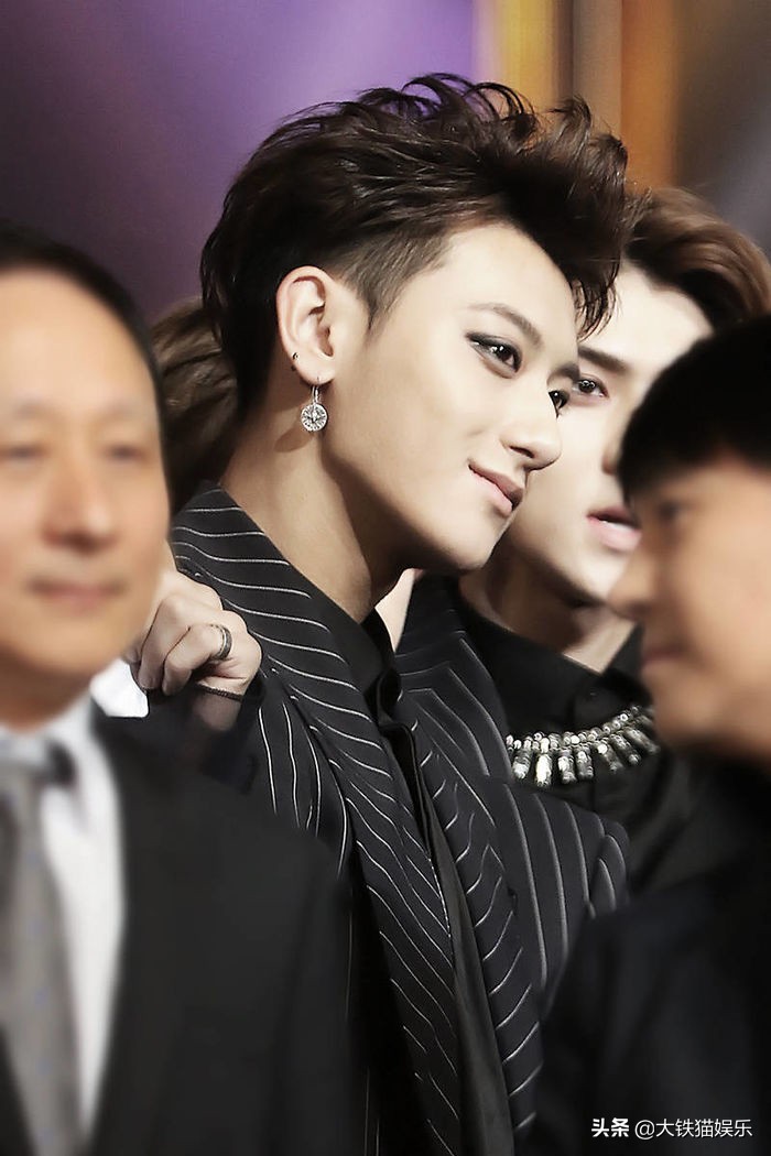 这4位男星的“M唇”太绝了！又妩媚又有脆弱感，真正的亦正亦邪