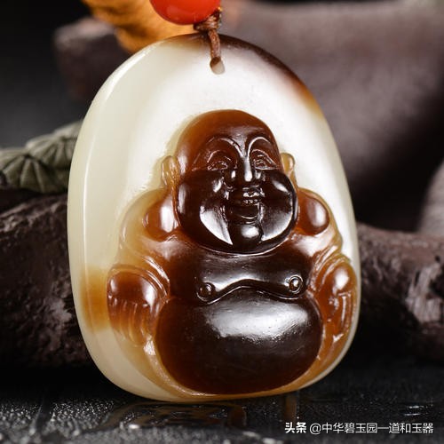 了解一下和田玉皮色的知识,和田玉罕见的七大皮色