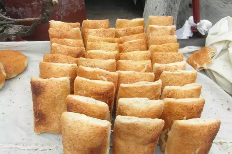 我叫石家庄，这是我2019年最新简历，请多关照！